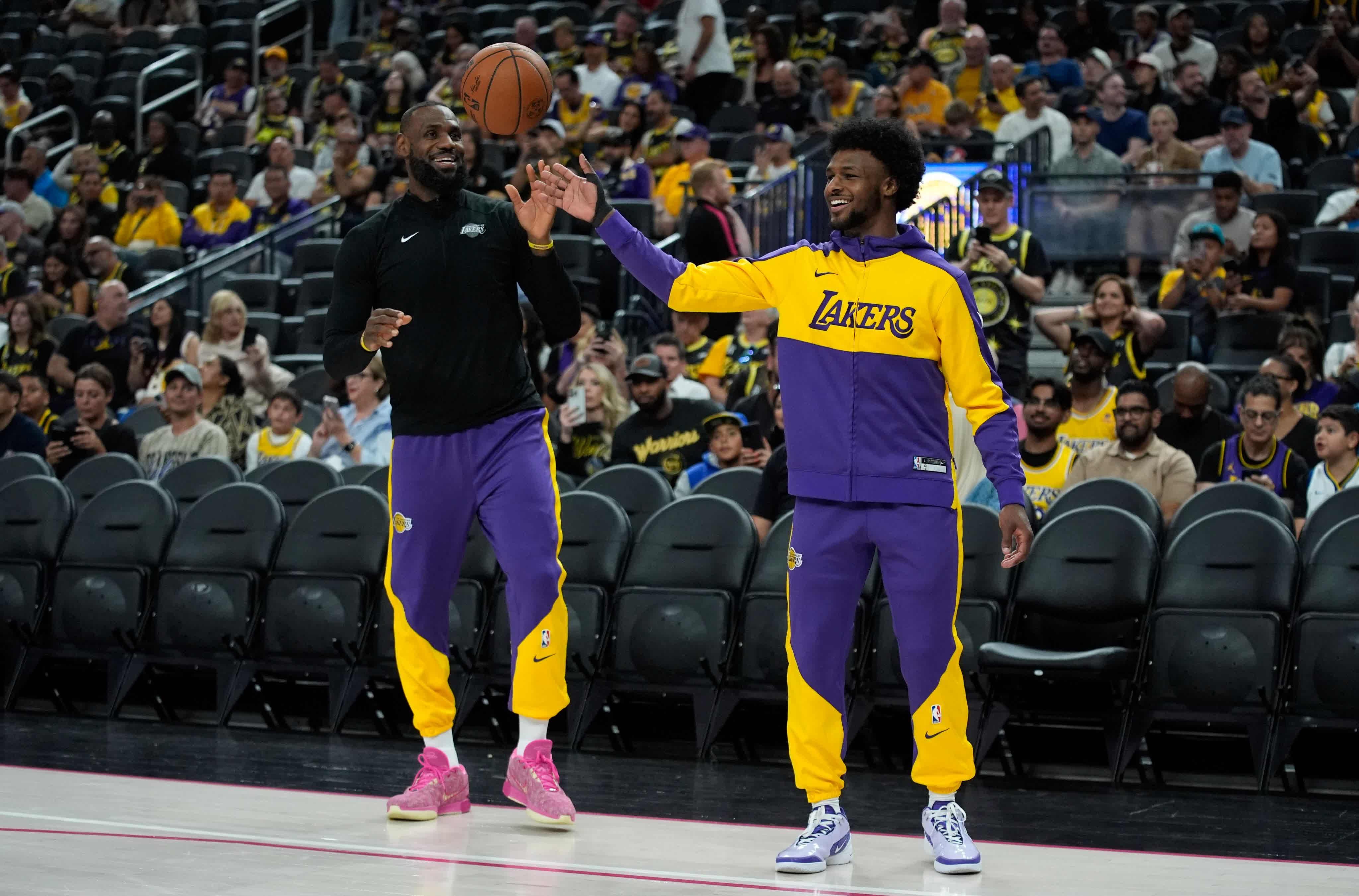 湖人150分创新高 湖人150分创新高